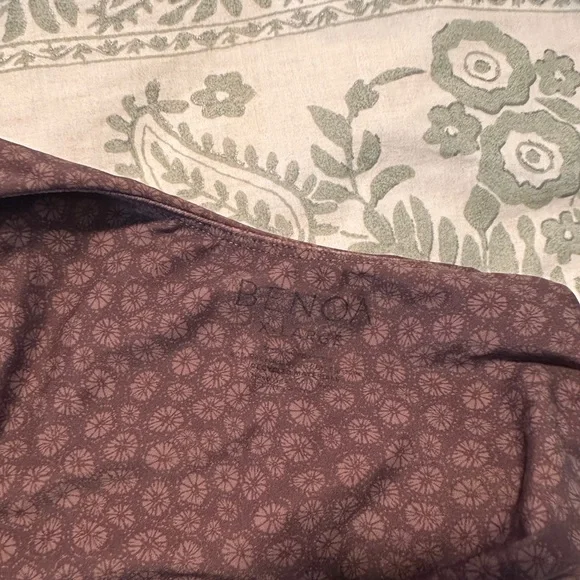 Benoa one piece - Picture 3 of 3